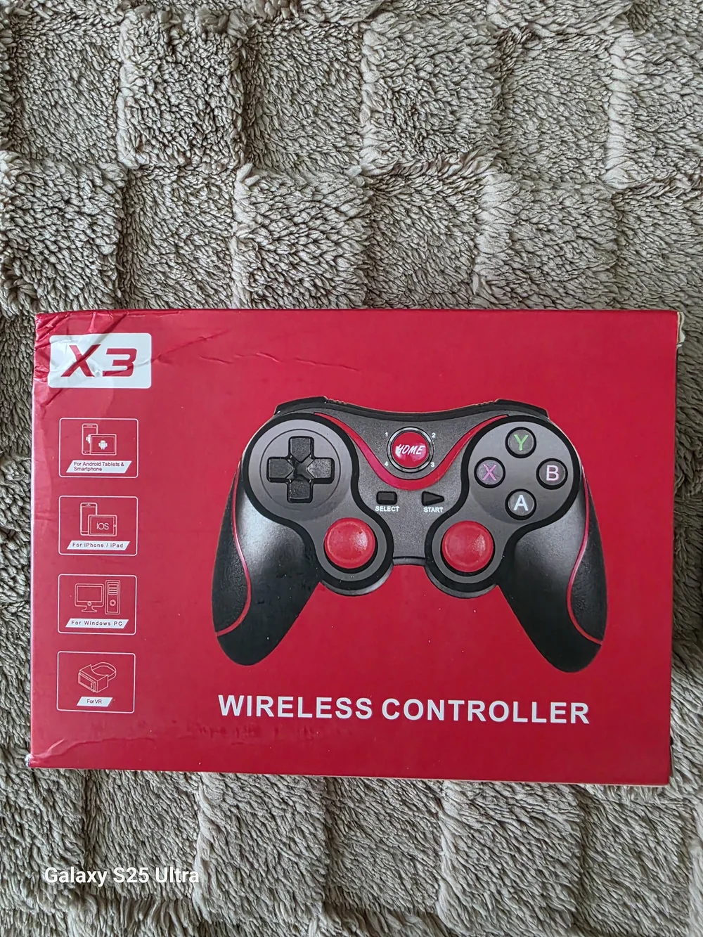 Wireless Game Controller - Black & Red